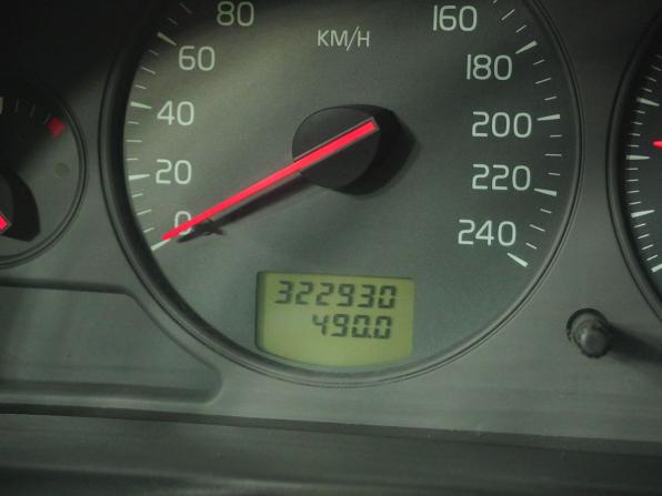 Volvo S40 I Рестайлинг с пробегом 2002 года, цена 249 000 рублей, 322930 км, седан, Автокод Объявления