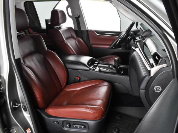 Lexus LX III Рестайлинг 2 с пробегом 2016 года, цена 7 950 000 рублей, 124749 км, внедорожник, Автокод Объявления