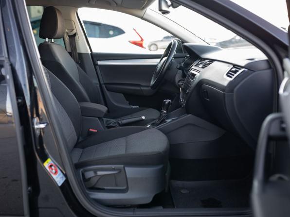 Skoda Octavia III (A7) с пробегом 2013 года, цена 865 000 рублей, 249899 км, лифтбек, Автокод Объявления