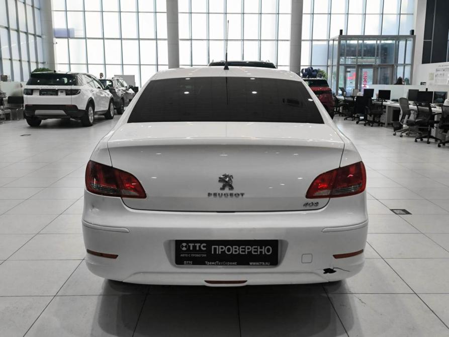 Peugeot 408 I Казань  - изображение 7