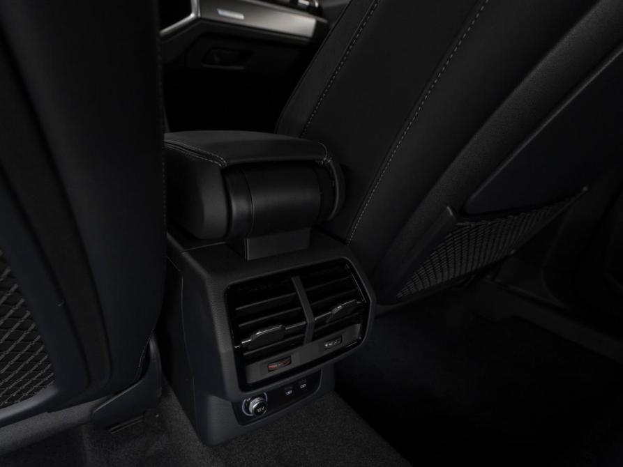 Audi Q3 II (F3) Москва  - изображение 14