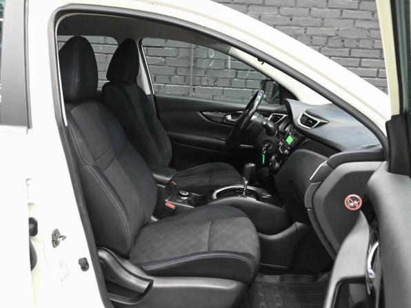 Nissan Qashqai II с пробегом 2015 года, цена 1 900 000 рублей, 111075 км, внедорожник, Автокод Объявления