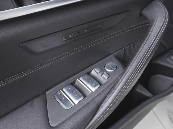 BMW 5 серии VII (G30/G31/G38) Рестайлинг с пробегом 2021 года, цена 4 599 000 рублей, 102338 км, седан, Автокод Объявления