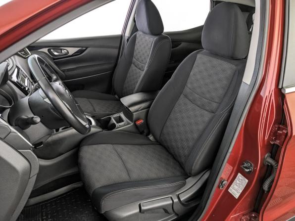 Nissan Qashqai II с пробегом 2017 года, цена 1 425 000 рублей, 80876 км, внедорожник, Автокод Объявления
