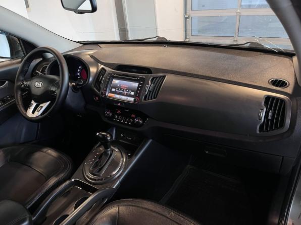 Kia Sportage III с пробегом 2012 года, цена 1 337 000 рублей, 214155 км, внедорожник, Автокод Объявления