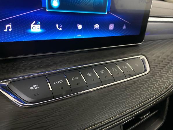 Haval Jolion I Рестайлинг с пробегом 2024 года, цена 2 160 000 рублей, 24000 км, внедорожник, Автокод Объявления