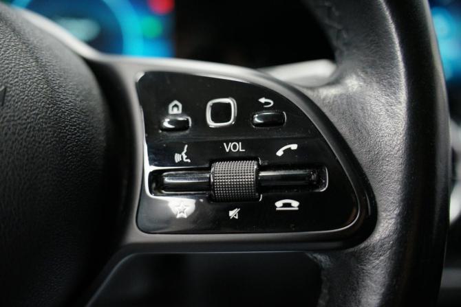 Mercedes-Benz GLB I (X247) с пробегом 2020 года, цена 3 601 000 рублей, 102633 км, внедорожник, Автокод Объявления