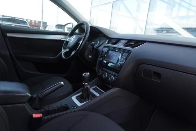 Skoda Octavia III (A7) с пробегом 2014 года, цена 994 000 рублей, 220104 км, лифтбек, Автокод Объявления