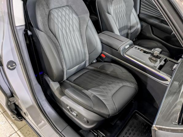 Hongqi HS5 I Рестайлинг с пробегом 2024 года, цена 3 335 000 рублей, 20959 км, внедорожник, Автокод Объявления