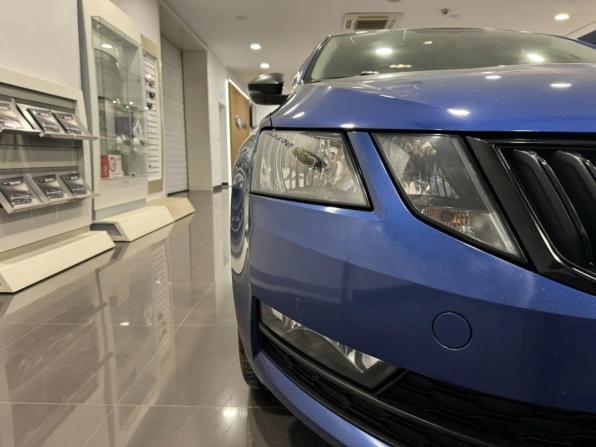 Skoda Octavia III (A7) Рестайлинг с пробегом 2019 года, цена 1 490 000 рублей, 214950 км, лифтбек, Автокод Объявления