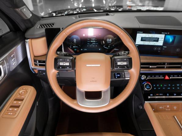 Hyundai Santa Fe V (MX5) с пробегом 2025 года, цена 5 450 000 рублей, 11219 км, внедорожник, Автокод Объявления