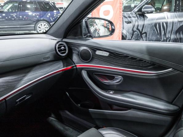 Mercedes-Benz E-Класс V (W213 S213 C238) Рестайлинг с пробегом 2020 года, цена 3 599 000 рублей, 145303 км, седан, Автокод Объявления
