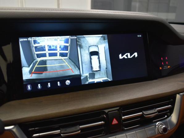Kia Mohave I Рестайлинг 2 с пробегом 2022 года, цена 5 680 000 рублей, 20795 км, внедорожник, Автокод Объявления