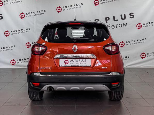 Renault Kaptur I с пробегом 2017 года, цена 1 379 000 рублей, 160536 км, внедорожник, Автокод Объявления