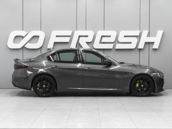 Alfa Romeo Giulia II (952) Рестайлинг с пробегом 2020 года, цена 2 680 000 рублей, 125740 км, седан, Автокод Объявления
