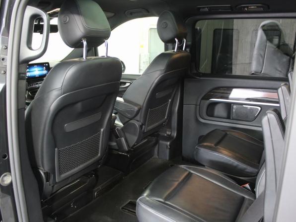 Mercedes-Benz V-Класс III (W447) Рестайлинг с пробегом 2022 года, цена 7 000 000 рублей, 113079 км, минивэн, Автокод Объявления