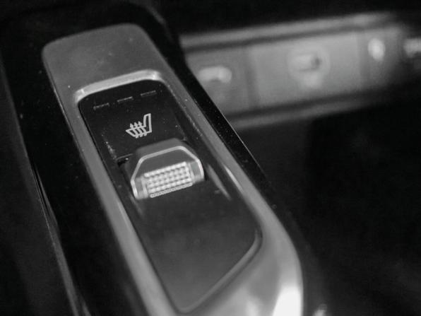 Kia Sorento IV с пробегом 2021 года, цена 3 620 000 рублей, 92150 км, внедорожник, Автокод Объявления