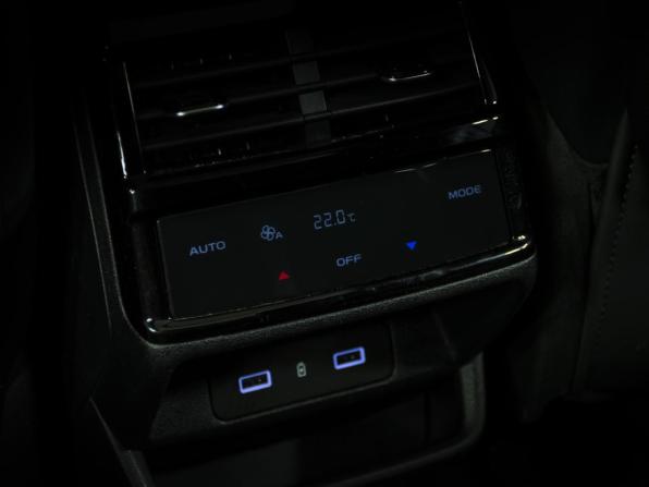 Geely Monjaro I с пробегом 2023 года, цена 3 279 000 рублей, 57157 км, внедорожник, Автокод Объявления