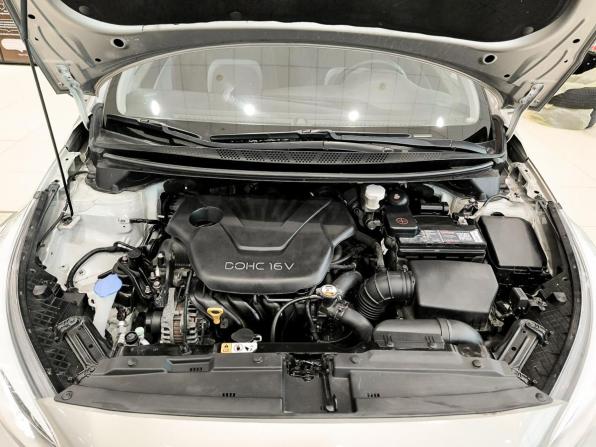 Kia Ceed II с пробегом 2012 года, цена 1 030 000 рублей, 207796 км, хэтчбек, Автокод Объявления