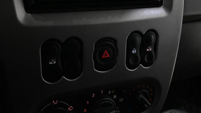 Renault Sandero I с пробегом 2014 года, цена 550 000 рублей, 85337 км, хэтчбек, Автокод Объявления