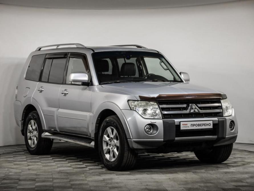 Mitsubishi Pajero IV Рестайлинг 1 Санкт-Петербург  - изображение 3