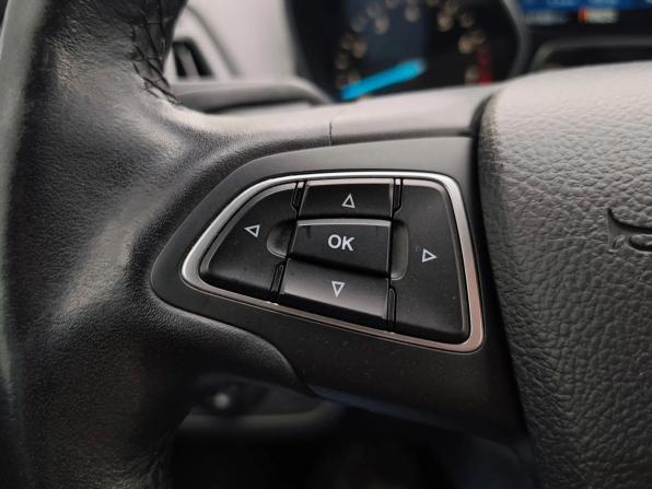 Ford Kuga II Рестайлинг с пробегом 2019 года, цена 1 590 000 рублей, 141909 км, внедорожник, Автокод Объявления