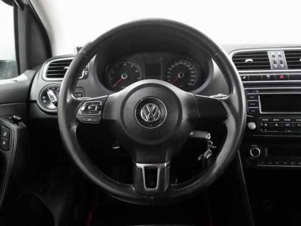Volkswagen Polo V с пробегом 2014 года, цена 721 000 рублей, 160000 км, седан, Автокод Объявления