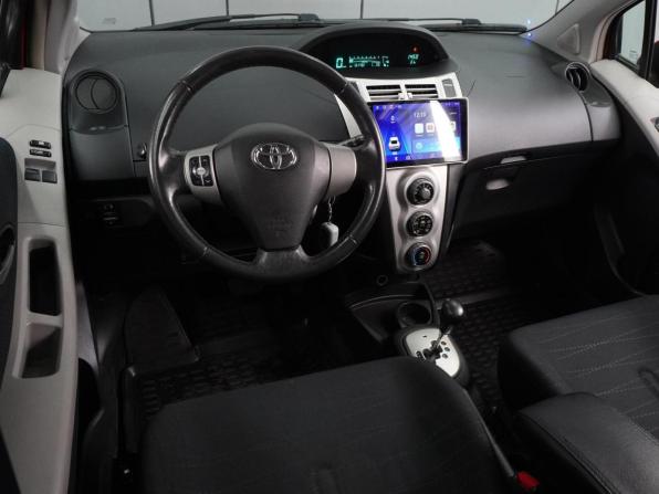 Toyota Yaris II с пробегом 2008 года, цена 679 000 рублей, 131792 км, хэтчбек, Автокод Объявления