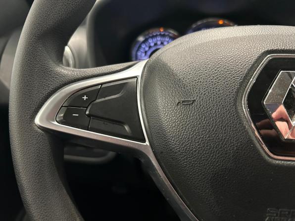 Renault Sandero II Рестайлинг с пробегом 2019 года, цена 1 149 000 рублей, 99164 км, хэтчбек, Автокод Объявления