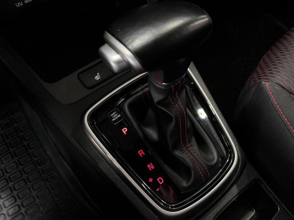Kia Rio IV Рестайлинг с пробегом 2021 года, цена 1 829 900 рублей, 80000 км, хэтчбек, Автокод Объявления