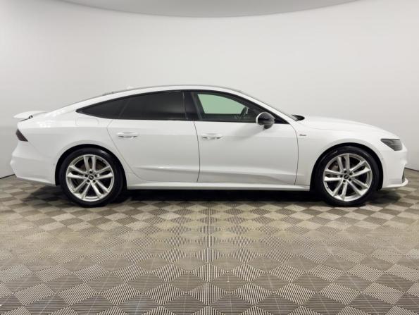 Audi A7 II (4K) с пробегом 2021 года, цена 4 702 900 рублей, 121839 км, лифтбек, Автокод Объявления