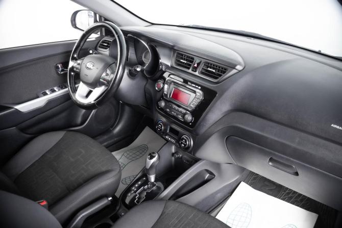 Kia Rio III с пробегом 2013 года, цена 999 000 рублей, 135000 км, хэтчбек, Автокод Объявления