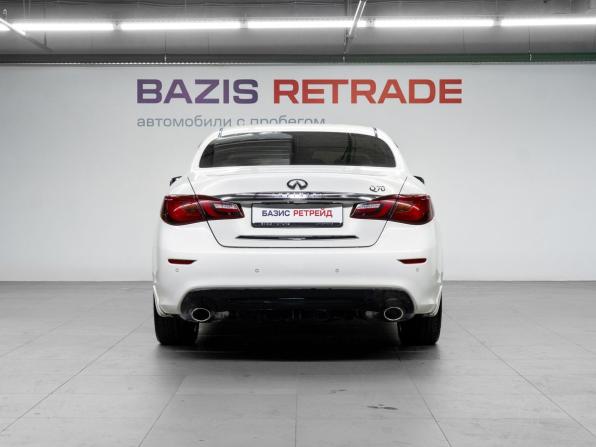Infiniti Q70 I Рестайлинг с пробегом 2015 года, цена 2 150 000 рублей, 155271 км, седан, Автокод Объявления
