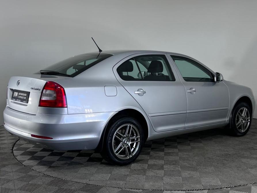Skoda Octavia II (A5) Рестайлинг Ростов-на-Дону  - изображение 5