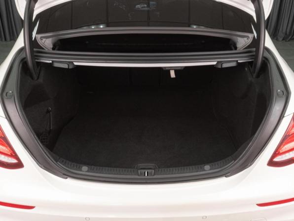 Mercedes-Benz E-Класс V (W213 S213 C238) с пробегом 2017 года, цена 2 839 000 рублей, 192732 км, седан, Автокод Объявления