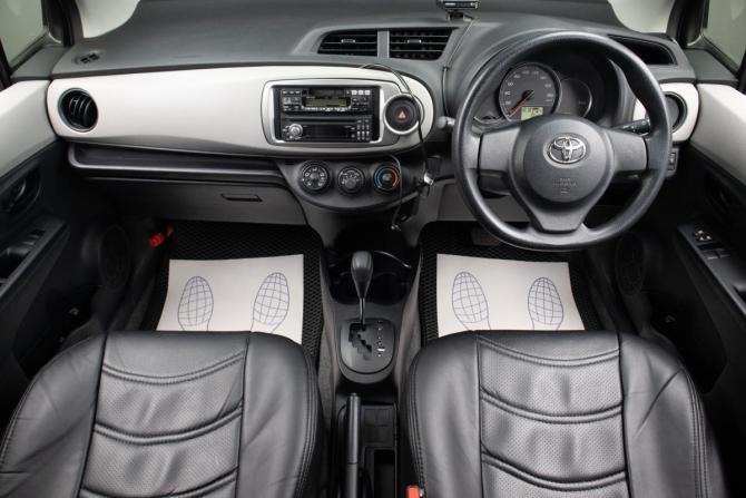 Toyota Vitz III (XP130) с пробегом 2013 года, цена 1 079 000 рублей, 54224 км, хэтчбек, Автокод Объявления