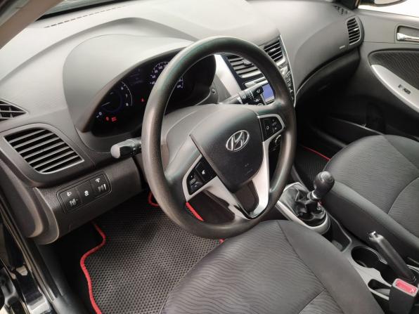 Hyundai Solaris I с пробегом 2012 года, цена 798 000 рублей, 179795 км, седан, Автокод Объявления