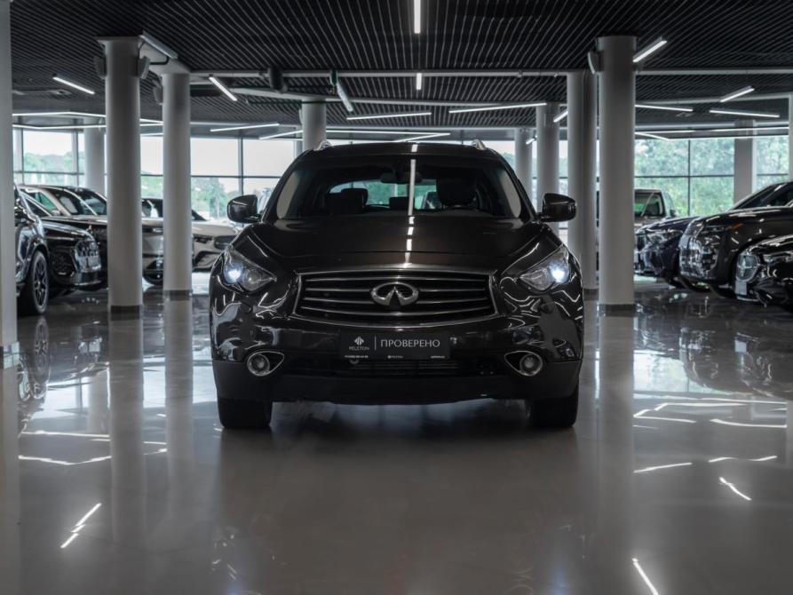 Infiniti QX70 Москва  - изображение 3