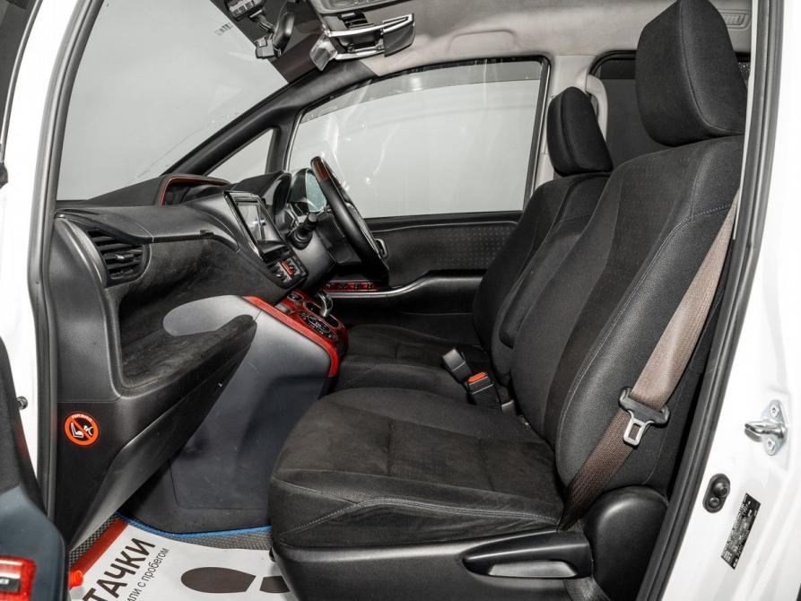 Toyota Noah III (R80) Иркутск  - изображение 6