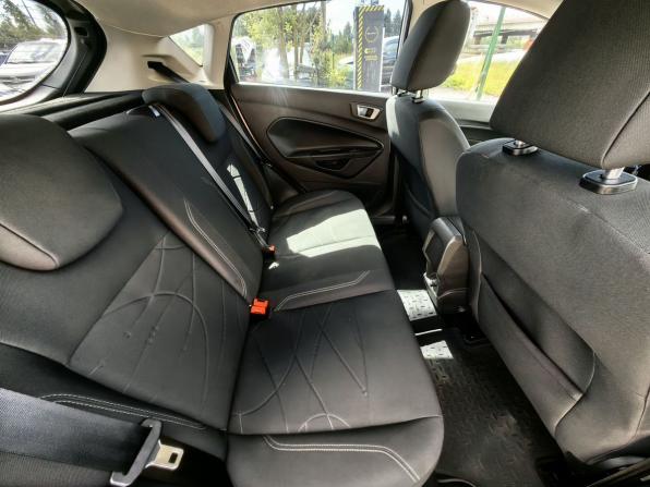 Ford Fiesta Mk6 Рестайлинг с пробегом 2015 года, цена 869 000 рублей, 84805 км, хэтчбек, Автокод Объявления