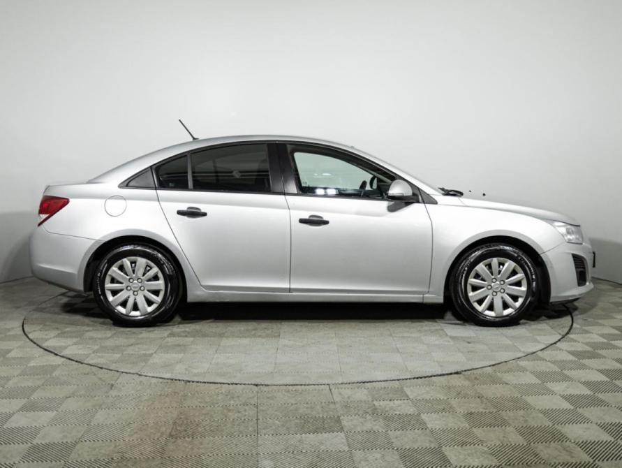 Chevrolet Cruze I Рестайлинг Санкт-Петербург  - изображение 4