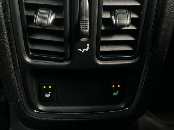 Jeep Grand Cherokee IV (WK2) с пробегом 2012 года, цена 1 240 000 рублей, 393448 км, внедорожник, Автокод Объявления