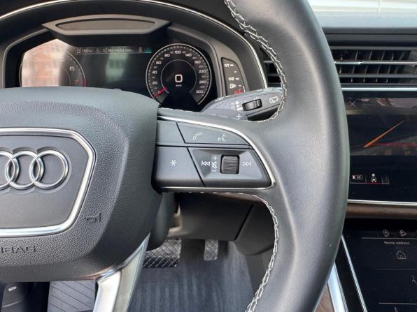 Audi Q7 II (4M) Рестайлинг 2 с пробегом 2024 года, цена 8 600 000 рублей, 6500 км, внедорожник, Автокод Объявления