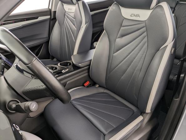 Geely Atlas II с пробегом 2023 года, цена 2 400 000 рублей, 87384 км, внедорожник, Автокод Объявления
