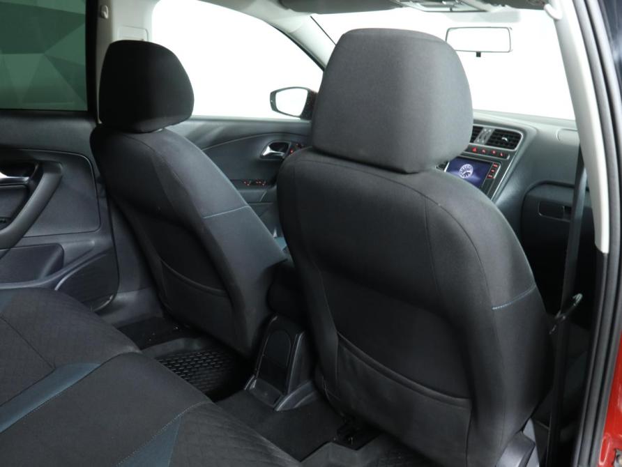 Volkswagen Polo V Рестайлинг Москва  - изображение 22