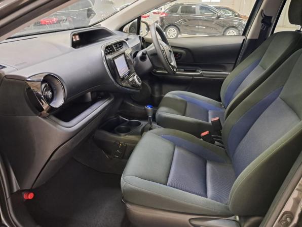 Toyota Aqua I Рестайлинг 2 с пробегом 2019 года, цена 1 390 000 рублей, 100470 км, хэтчбек, Автокод Объявления