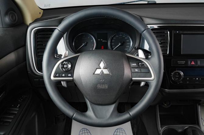 Mitsubishi Outlander III с пробегом 2012 года, цена 1 399 000 рублей, 229000 км, внедорожник, Автокод Объявления