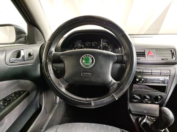 Skoda Octavia I (A4) Рестайлинг с пробегом 2002 года, цена 225 000 рублей, 267870 км, лифтбек, Автокод Объявления