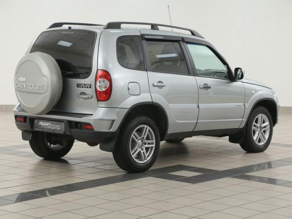 Chevrolet Niva I Рестайлинг с пробегом 2015 года, цена 505 000 рублей, 129000 км, внедорожник, Автокод Объявления
