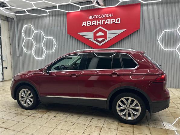 Volkswagen Tiguan II с пробегом 2017 года, цена 2 253 000 рублей, 196666 км, внедорожник, Автокод Объявления